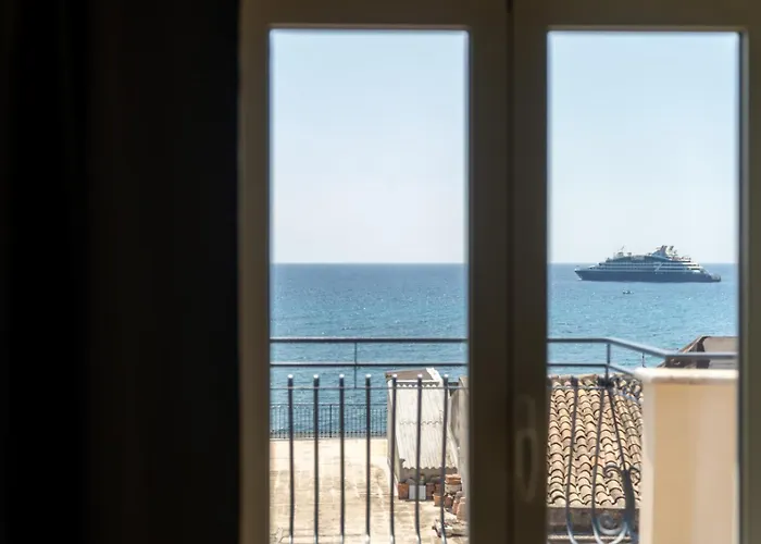 Arte 4* Giardini Naxos